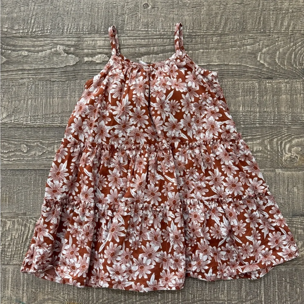 Gap neutral daisy sundress 3